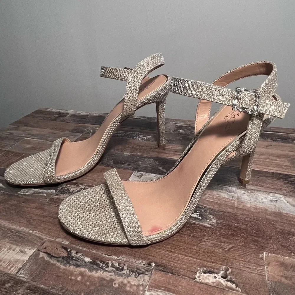 NWOT Badgley Mischka‎ Silver Sparkly Heel Women Size 11
